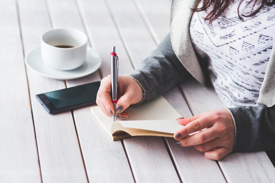 Unveiling the Versatility of Pens: A Comprehensive Guide to Types, Brands, and Buying Tips