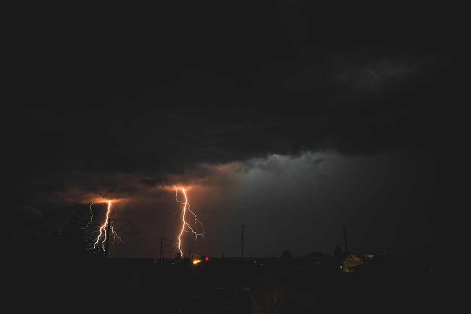Understanding the Common Uses of Lightning Cables: A Comprehensive Guide for UK Consumers
