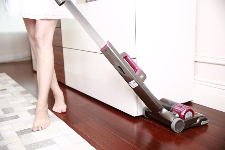 Understanding the Common Types of Carpet Cleaners: A Comprehensive Guide for Homeowners