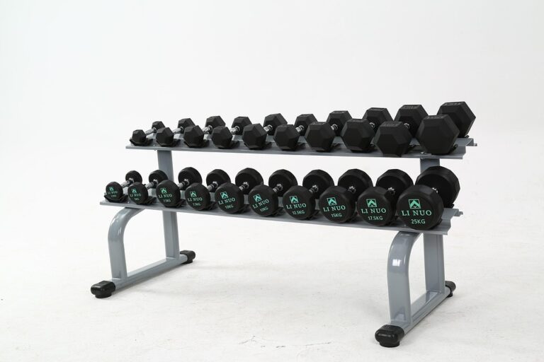 Exploring the Benefits and Drawbacks of Adjustable Dumbbells: A Comprehensive Guide for Fitness Enthusiasts