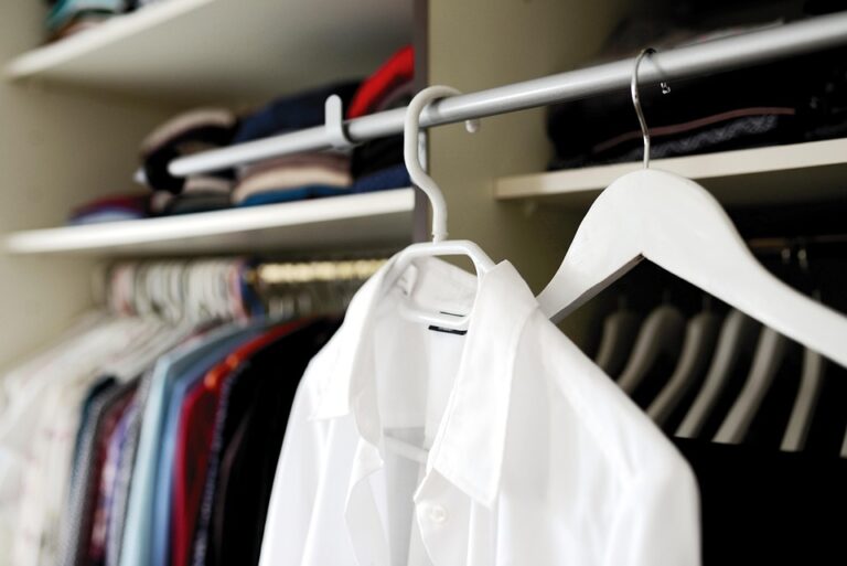 Essential Guide to Choosing the Right Microfiber Cloth: Types, Uses, and Tips