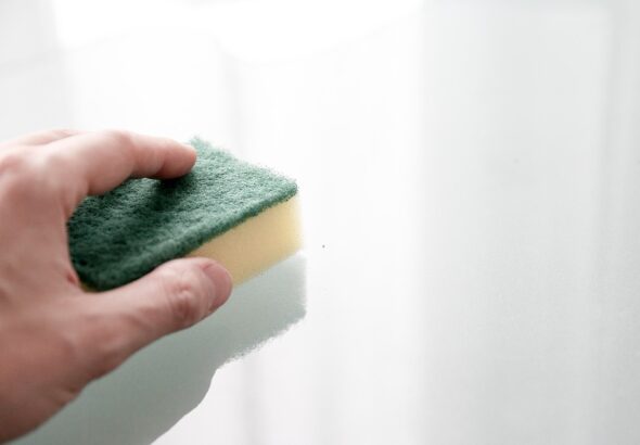 The Ultimate Guide to Choosing the Right Cleaning Sponge: Types, Brands, and Tips for Optimal Use