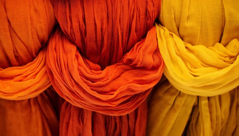 Choosing the Right Microfiber Cloth: Essential Tips and Common Pitfalls to Avoid