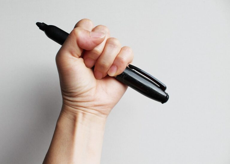 The Ultimate Guide to Choosing Sharpies: Tips, Types, and Common Brands